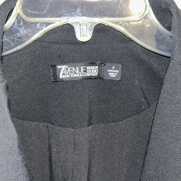 New York & Company Women’s fitted blazer - Picture 2 of 5